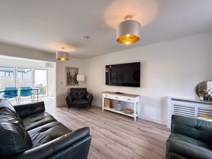 Photo 28- click for photo gallery